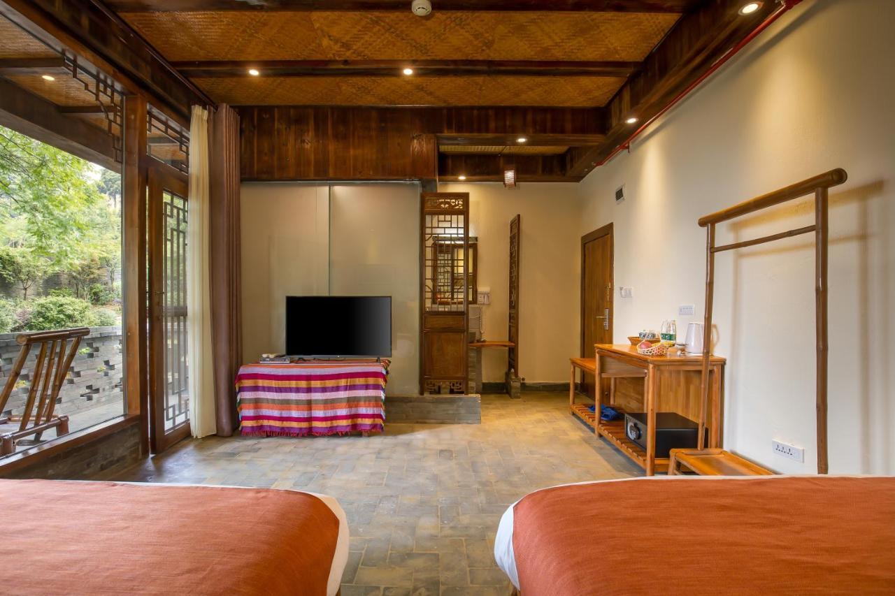 Yangshuo River Lodge Hotel-Free Pick Up From Yangshuo Area Over Three Nights 외부 사진