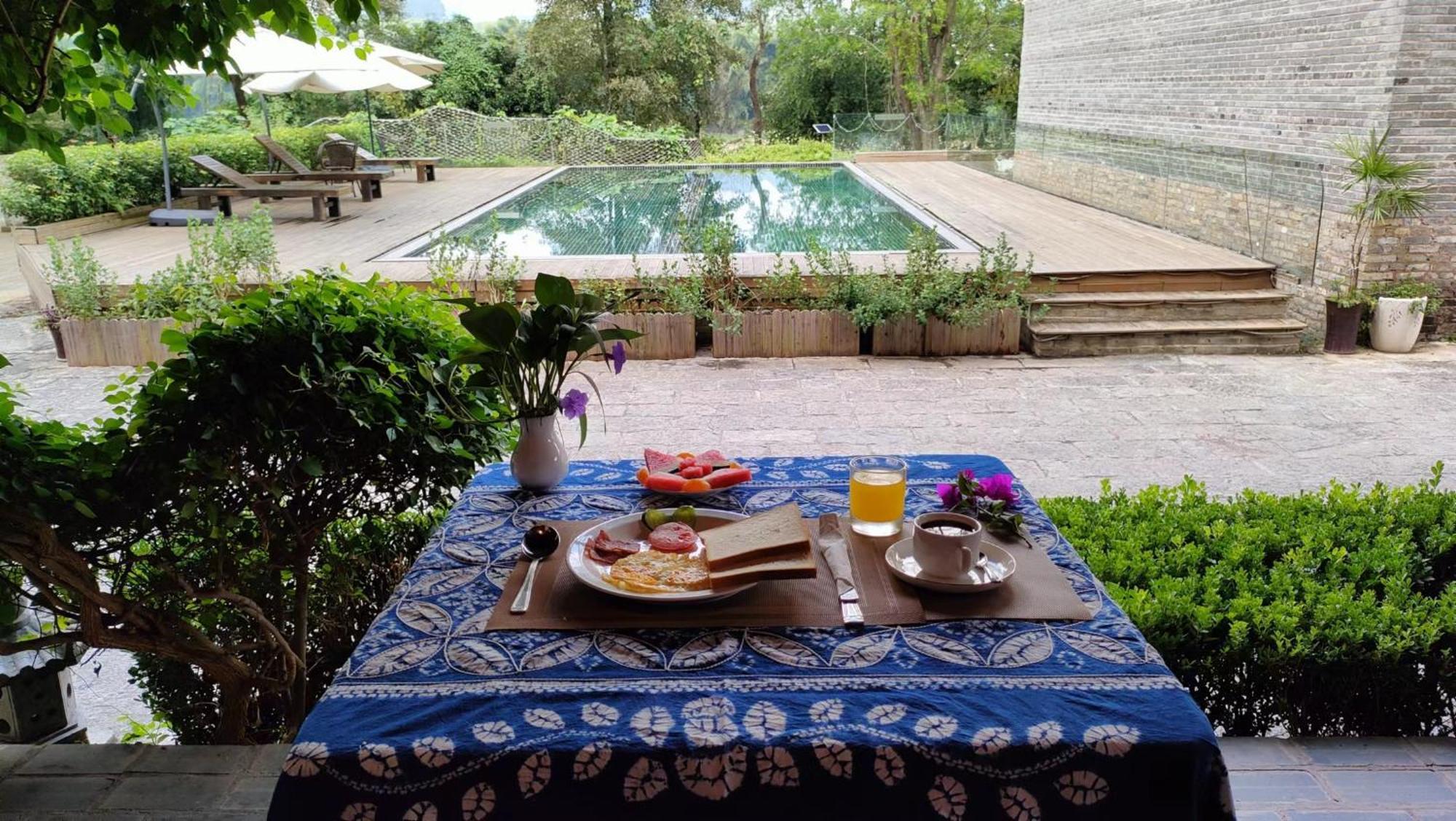 Yangshuo River Lodge Hotel-Free Pick Up From Yangshuo Area Over Three Nights 외부 사진