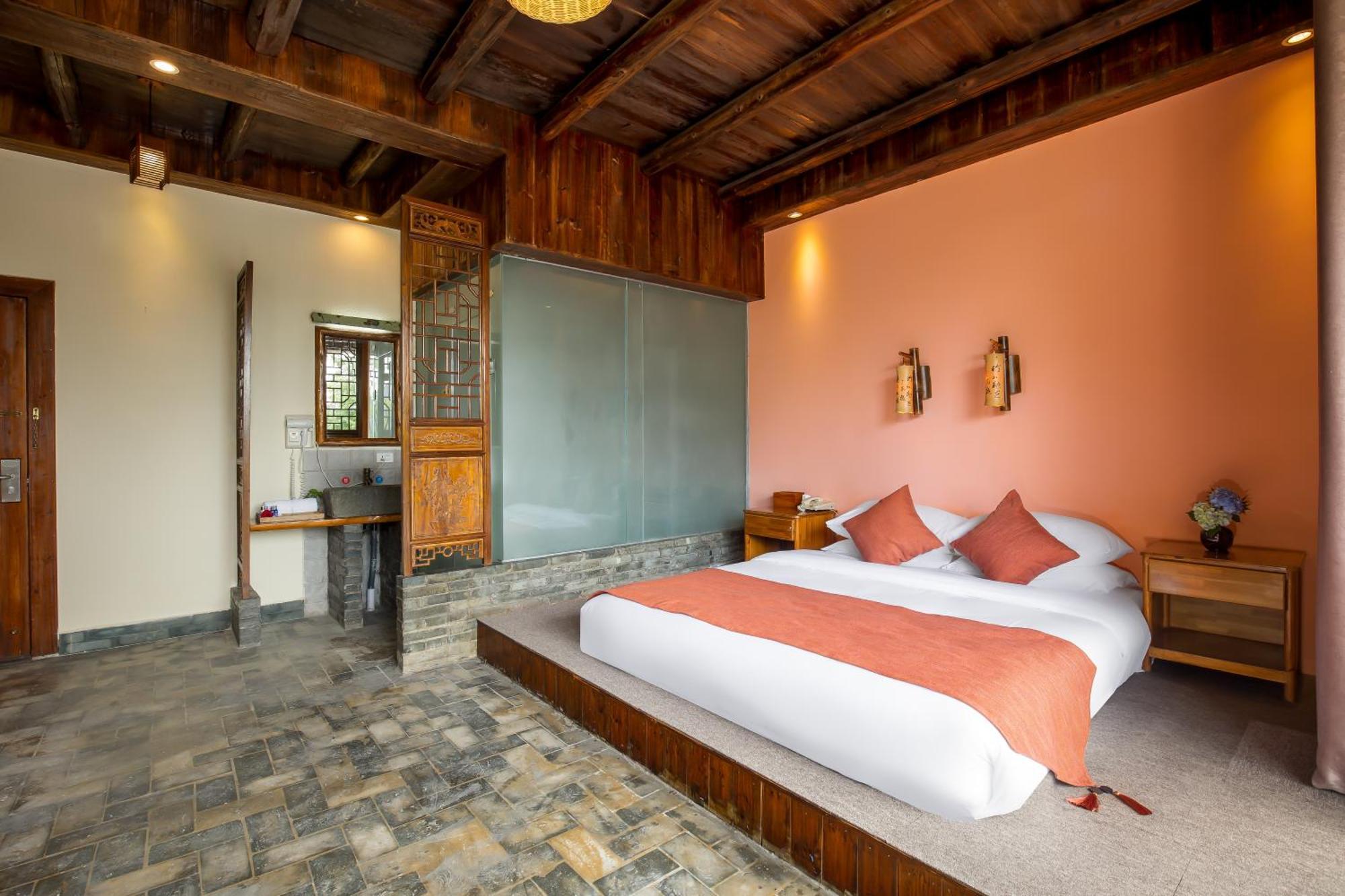 Yangshuo River Lodge Hotel-Free Pick Up From Yangshuo Area Over Three Nights 외부 사진