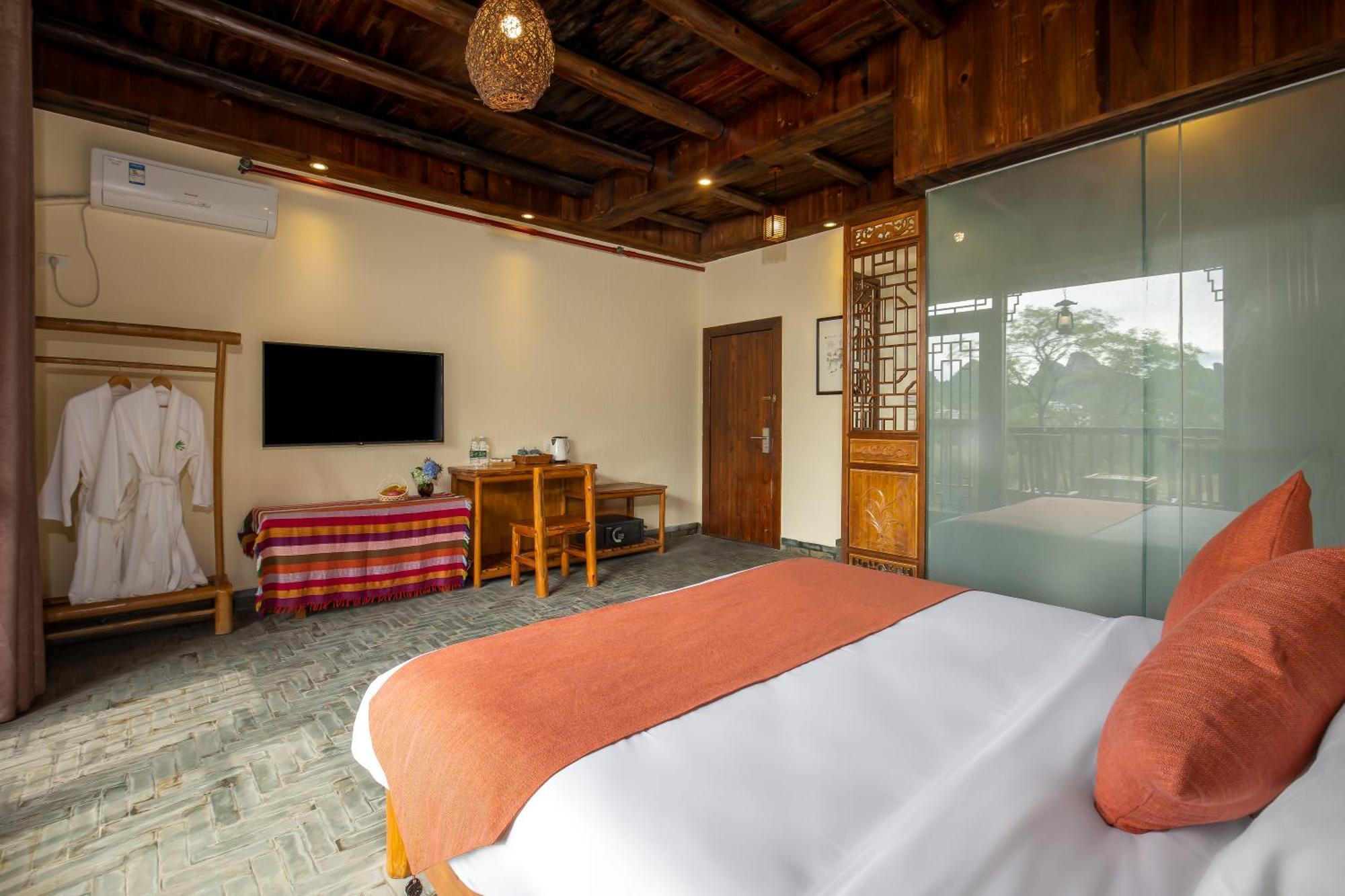 Yangshuo River Lodge Hotel-Free Pick Up From Yangshuo Area Over Three Nights 외부 사진